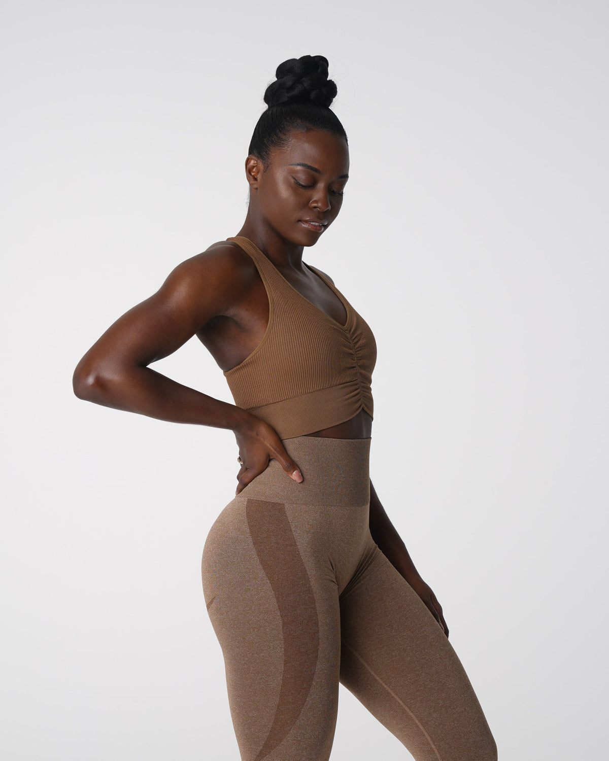 Women Mocha Cinched Seamless Bra | NVGTN