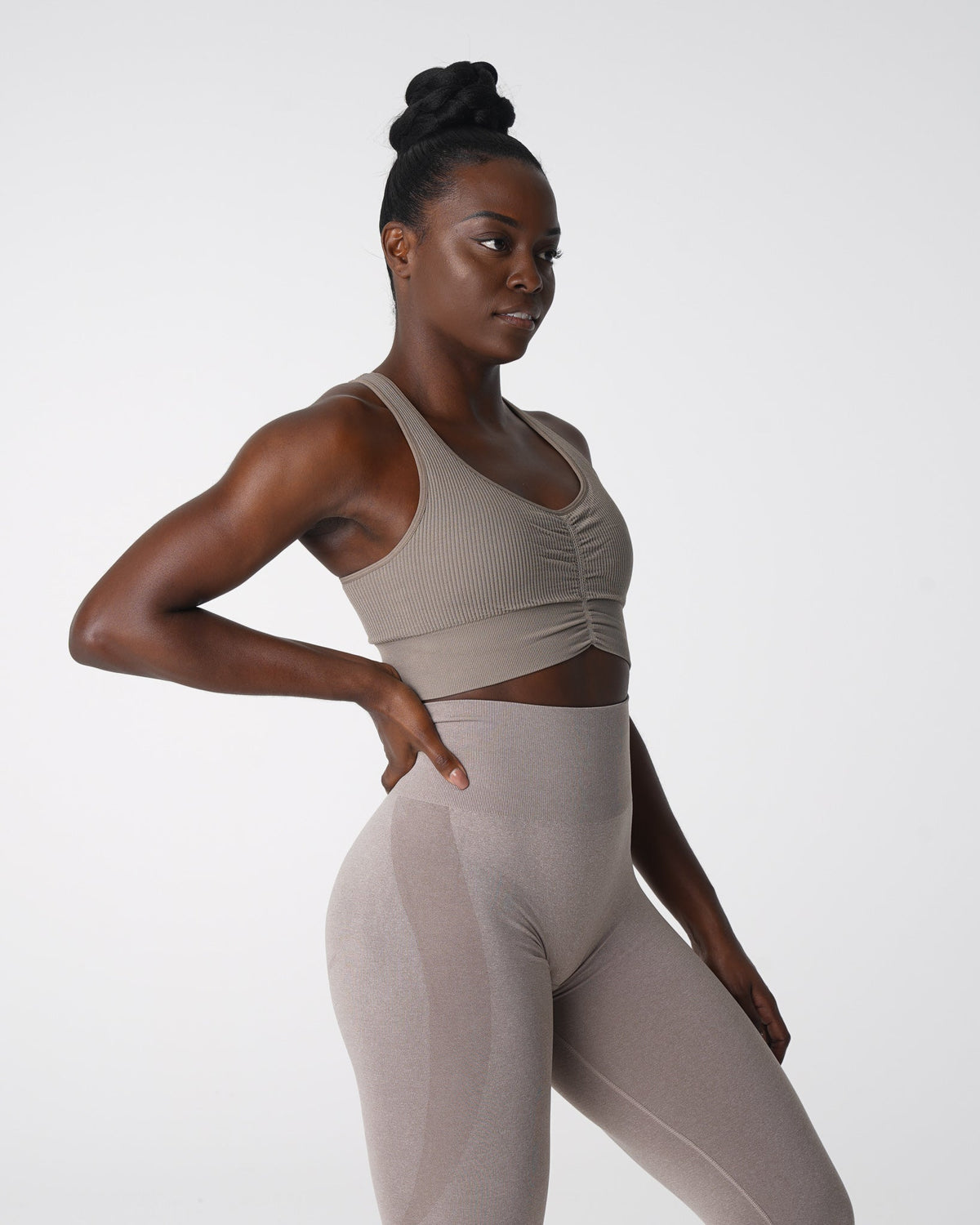 Women Taupe Cinched Seamless Bra | NVGTN