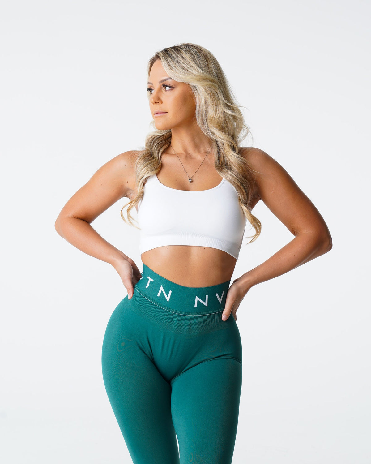 Women White Invincible Seamless Bra | NVGTN