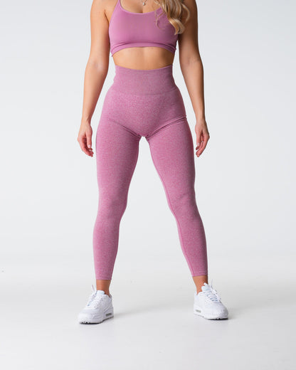 Women Pastel Pink Scrunch Seamless Leggings | NVGTN