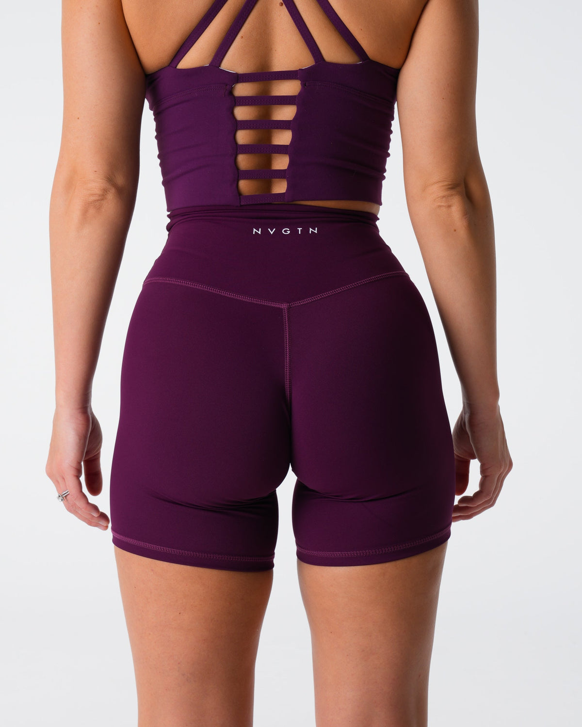 Women Plum Signature 2.0 Shorts | NVGTN