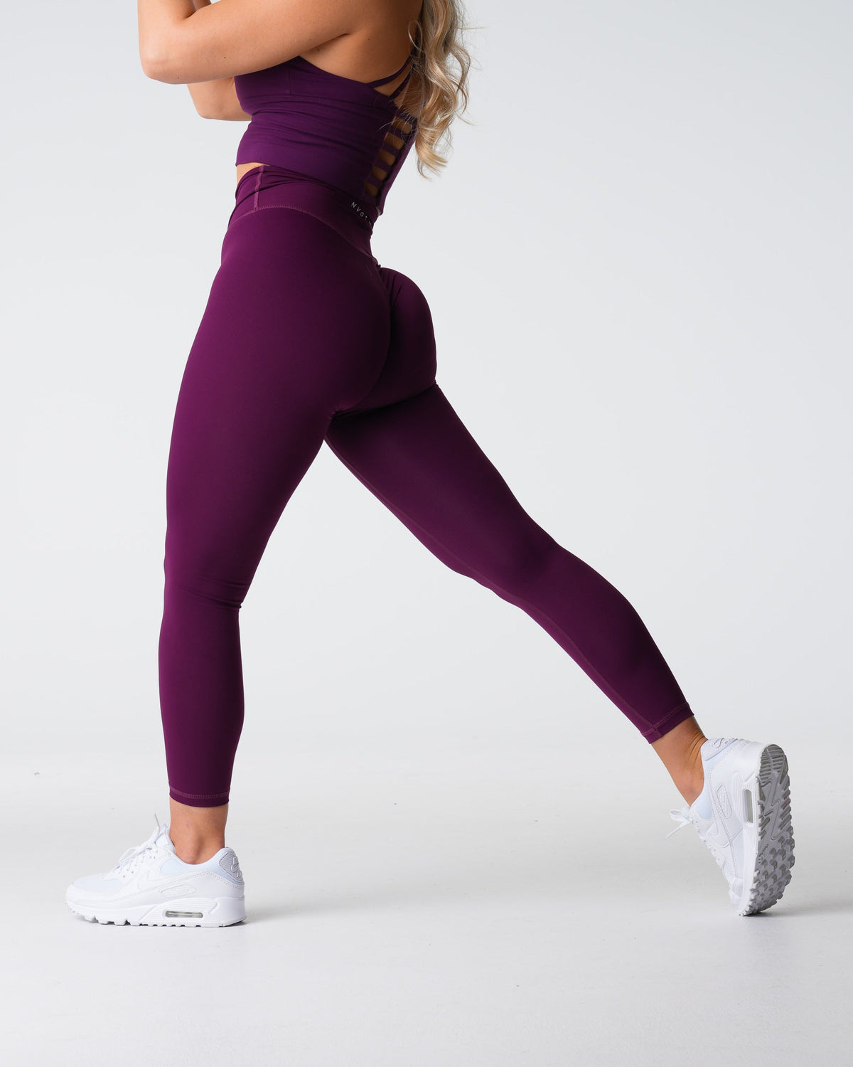 Women Plum Signature 2.0 Leggings | NVGTN