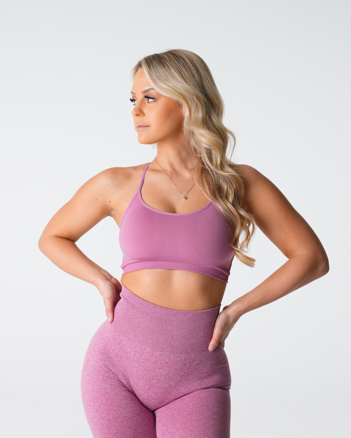 Women Pastel Pink Invincible Seamless Bra | NVGTN
