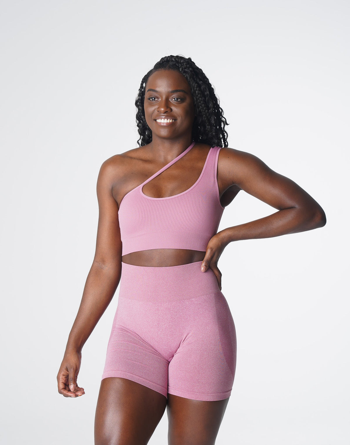 Women Pastel Pink Streamline Seamless Bra | NVGTN