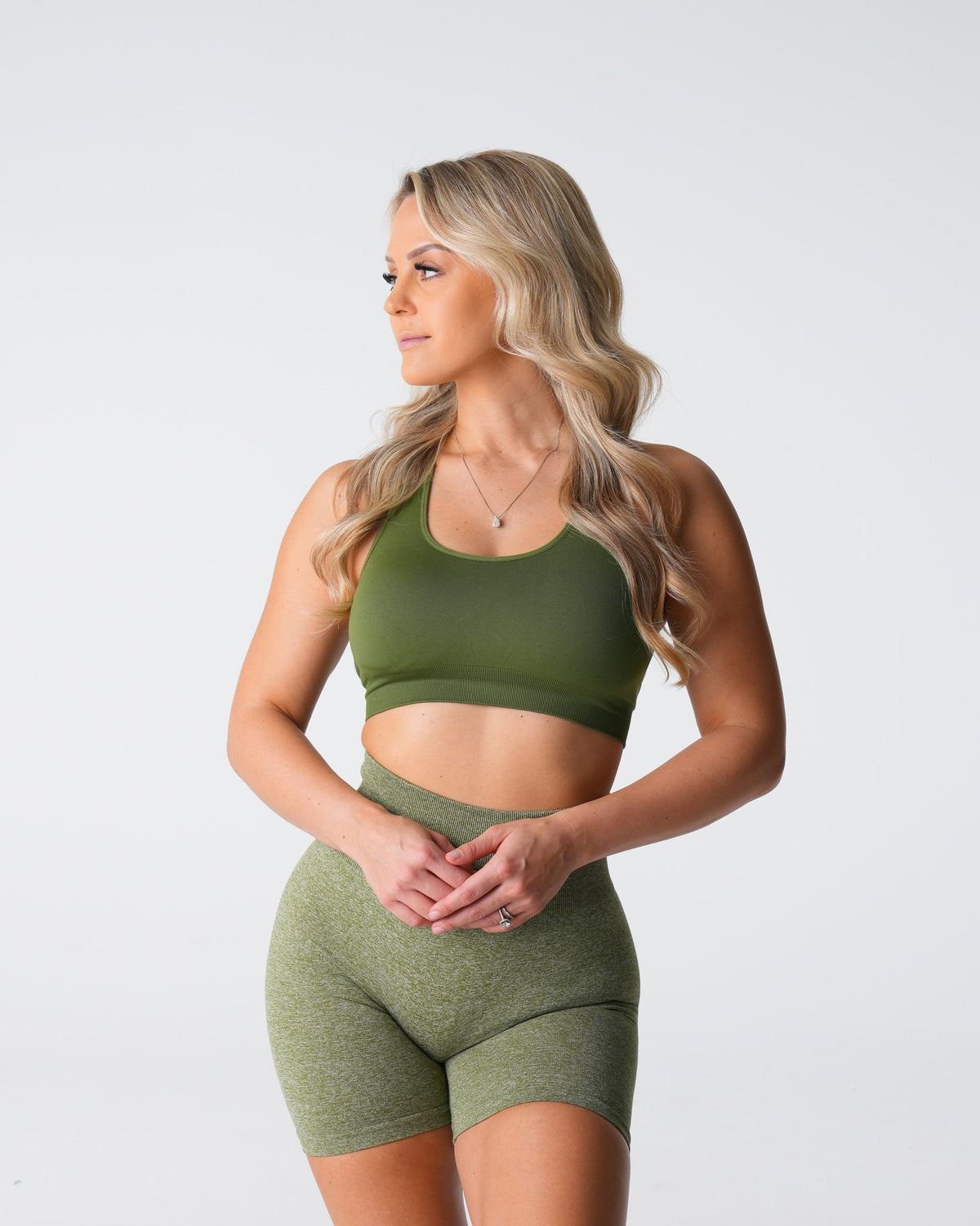 Women Meadow Surge Seamless Bra | NVGTN