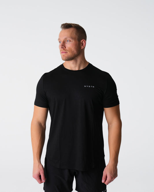 Men Black Tech Fitted Tee | NVGTN