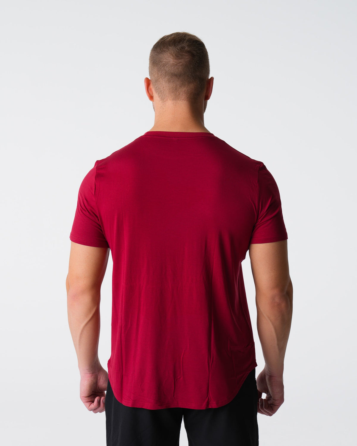 Men Crimson Tech Fitted Tee | NVGTN
