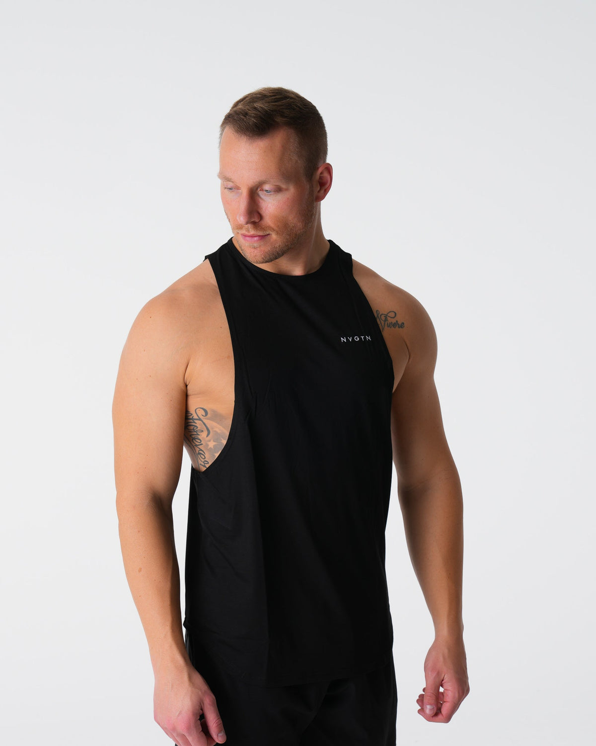 Men Black Tech Edge Tank | NVGTN