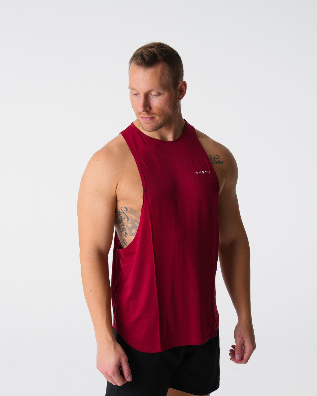 Men Crimson Tech Edge Tank | NVGTN