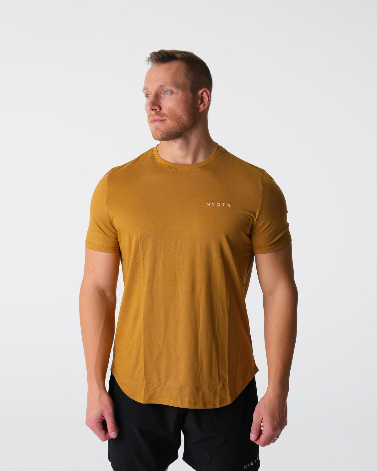 Men Bronze Pulse Fitted Tee | NVGTN