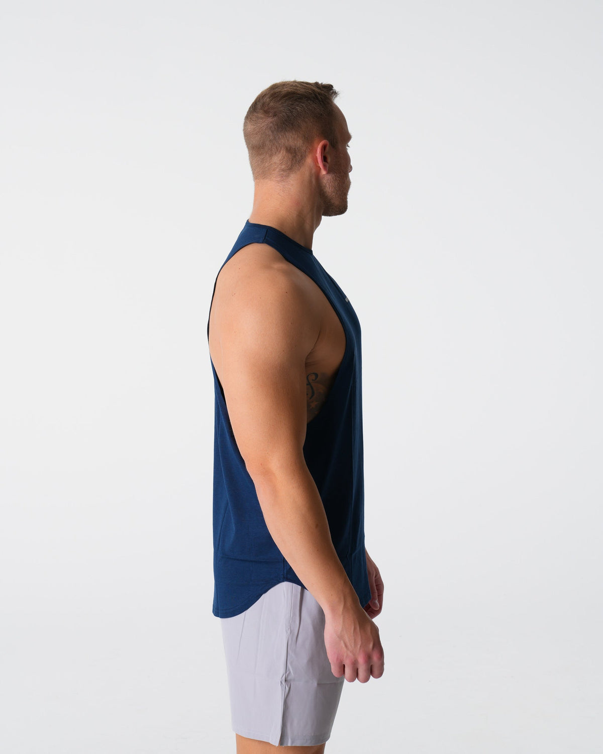 Men Navy Pulse Edge Tank | NVGTN