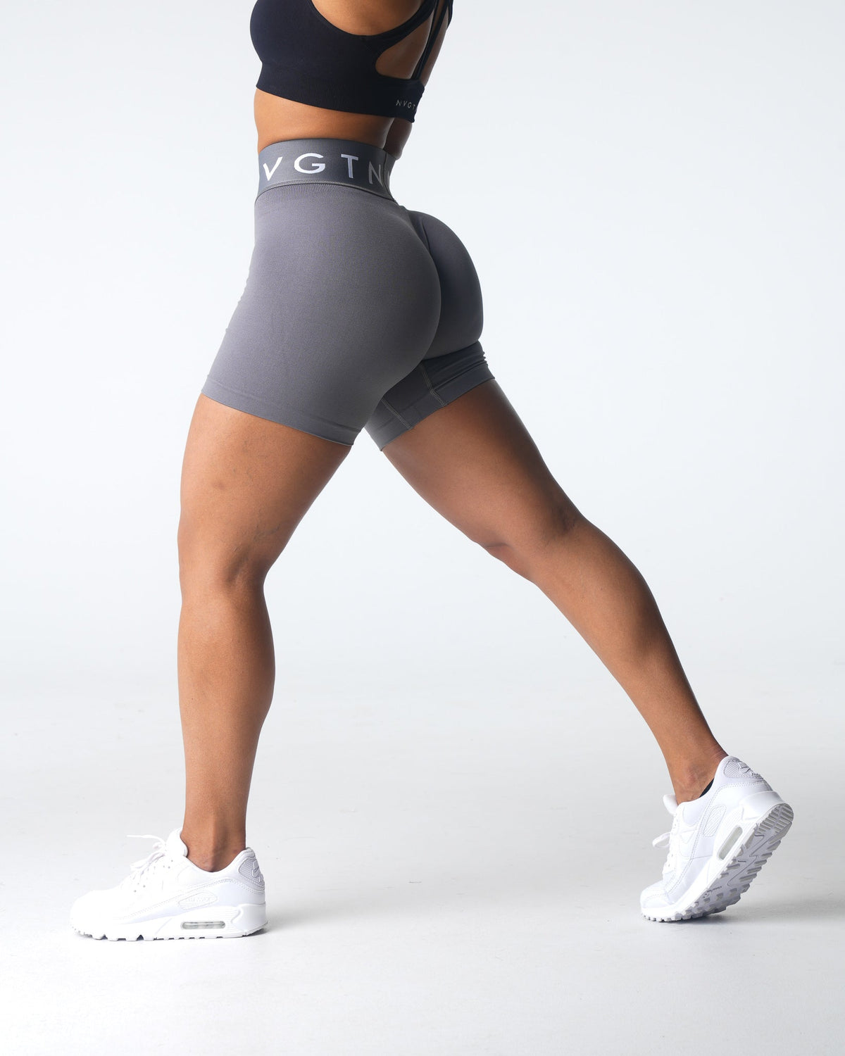 Women Charcoal Sport Seamless Shorts | NVGTN