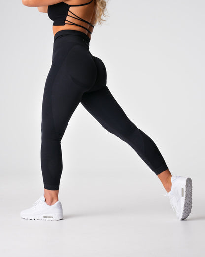Women Black Contour 2.0 Seamless Leggings | NVGTN