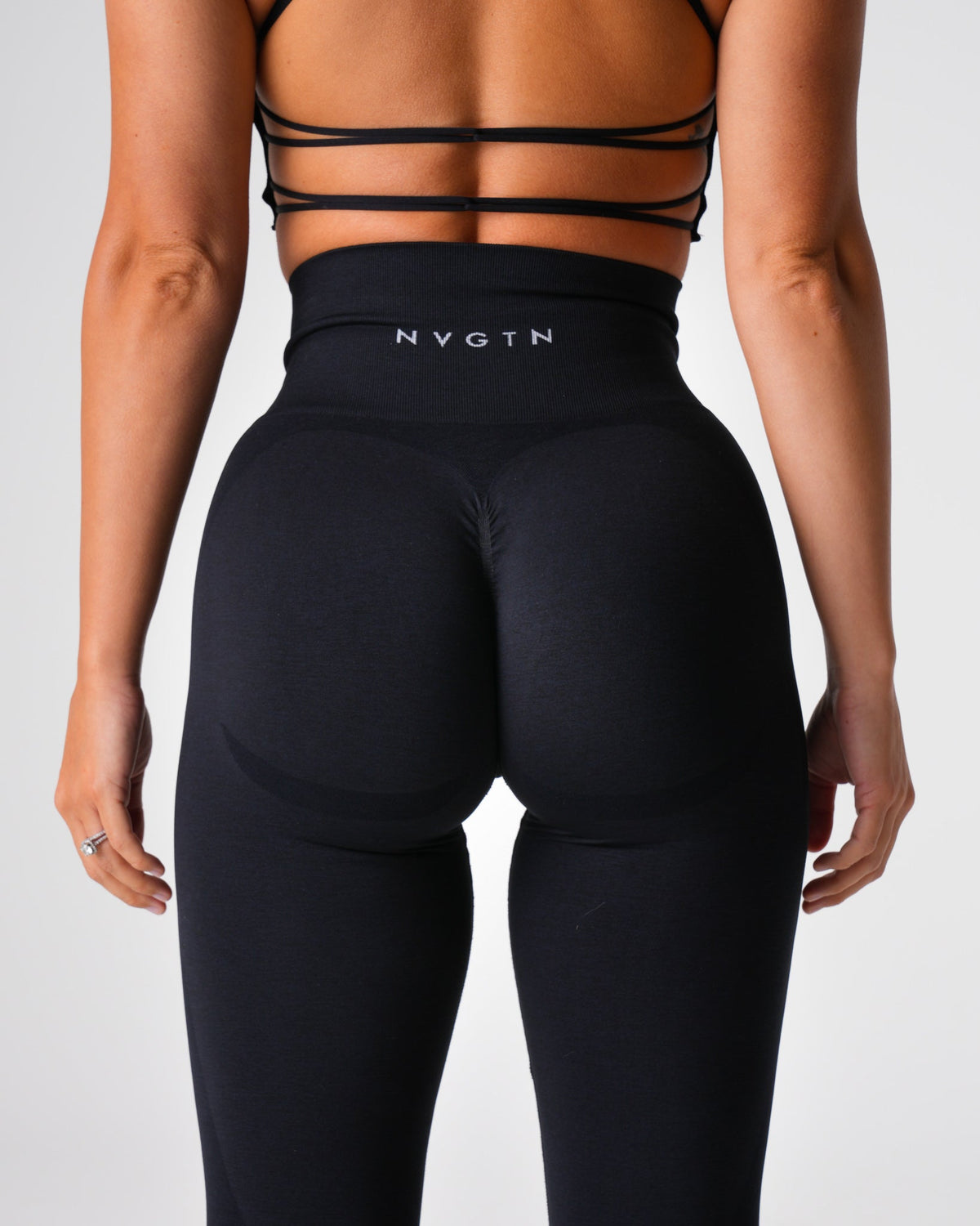 Women Black Contour 2.0 Seamless Leggings | NVGTN