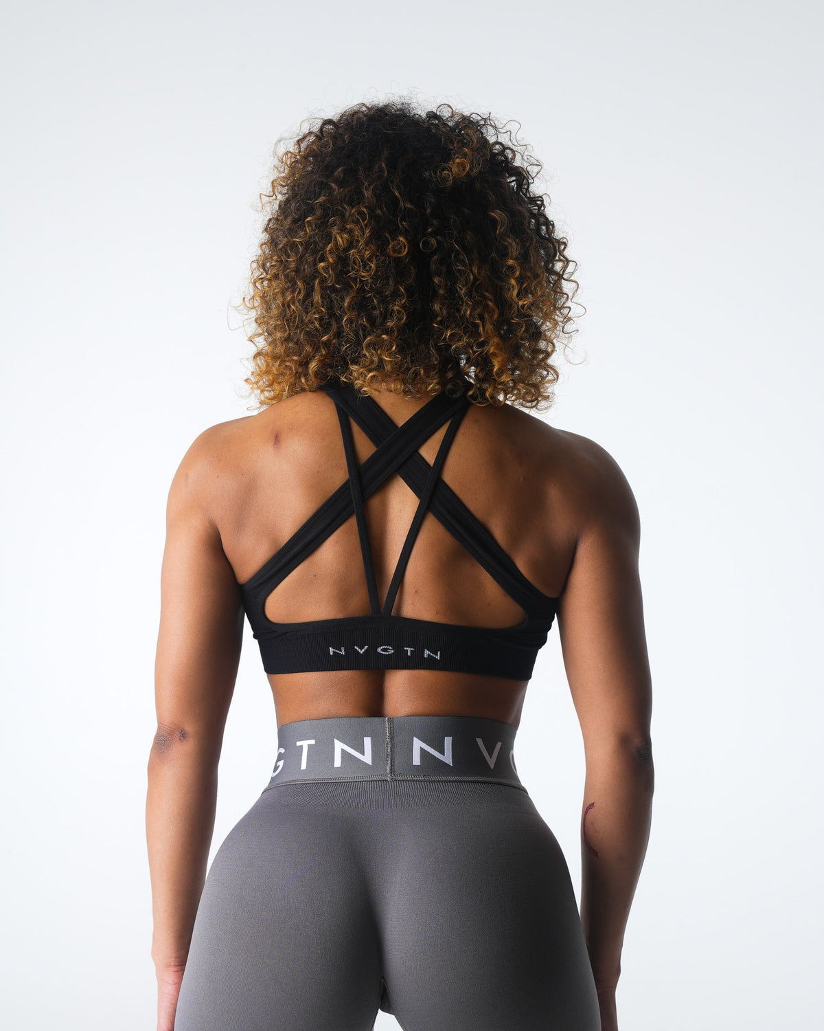 Women Black Inspire Seamless Bra | NVGTN