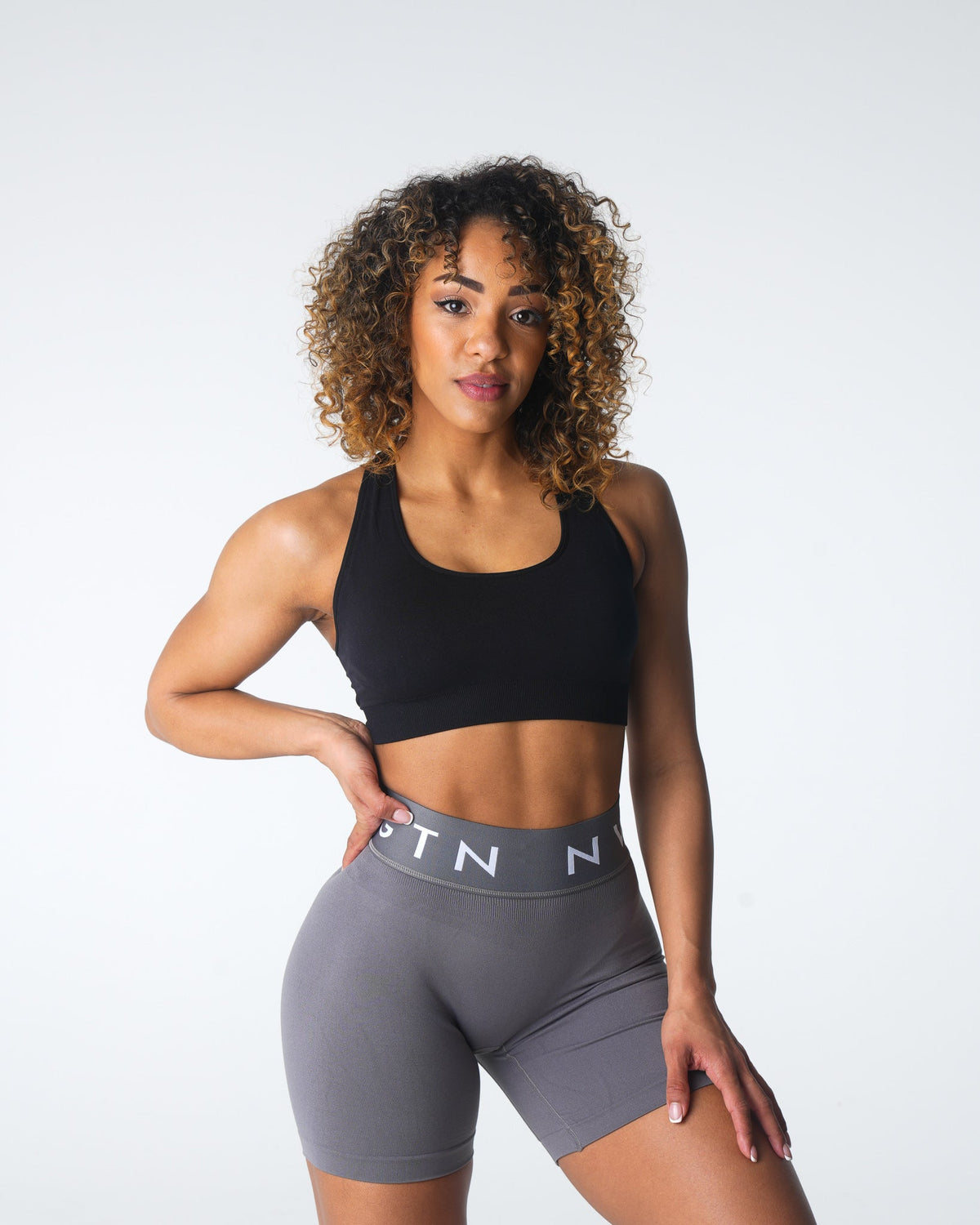 Women Black Inspire Seamless Bra | NVGTN