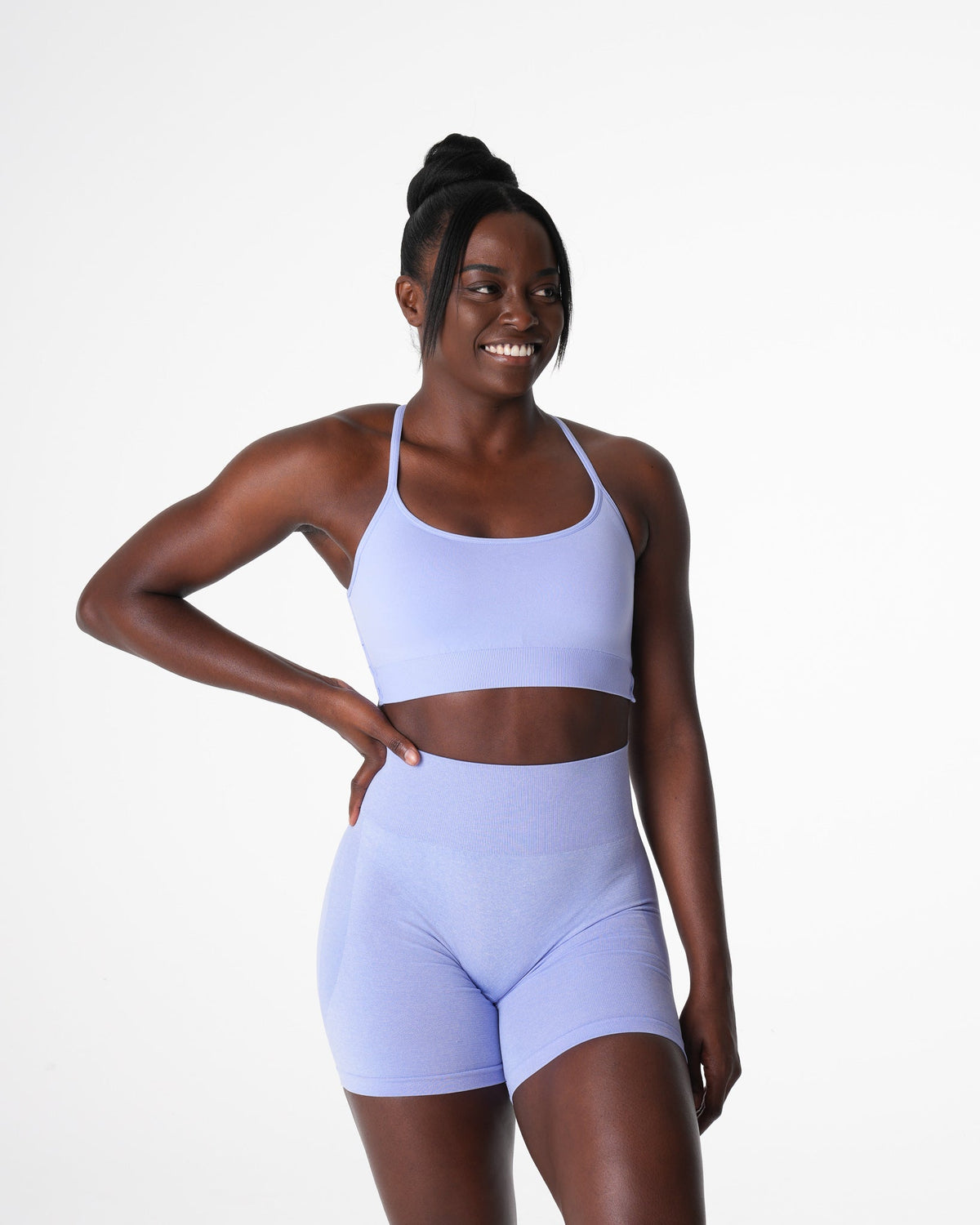 Women Periwinkle Invincible Seamless Bra | NVGTN