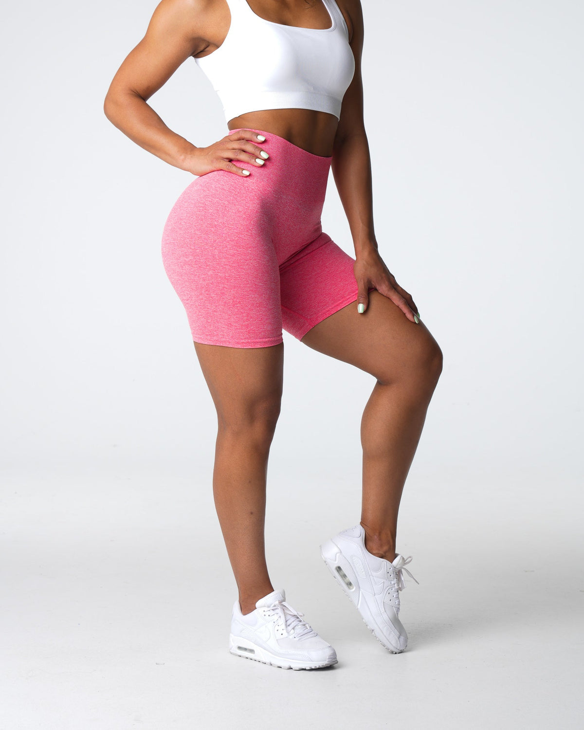 Women Coral Scrunch Seamless Shorts | NVGTN