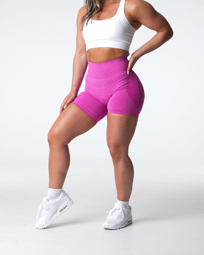 Women Maui Contour Seamless Shorts | NVGTN