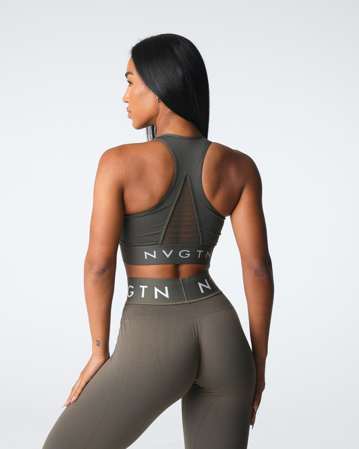 Women Olive Legacy Sport Seamless Bra | NVGTN