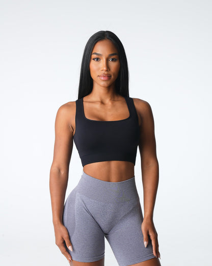 Women Black Empower Seamless Bra | NVGTN