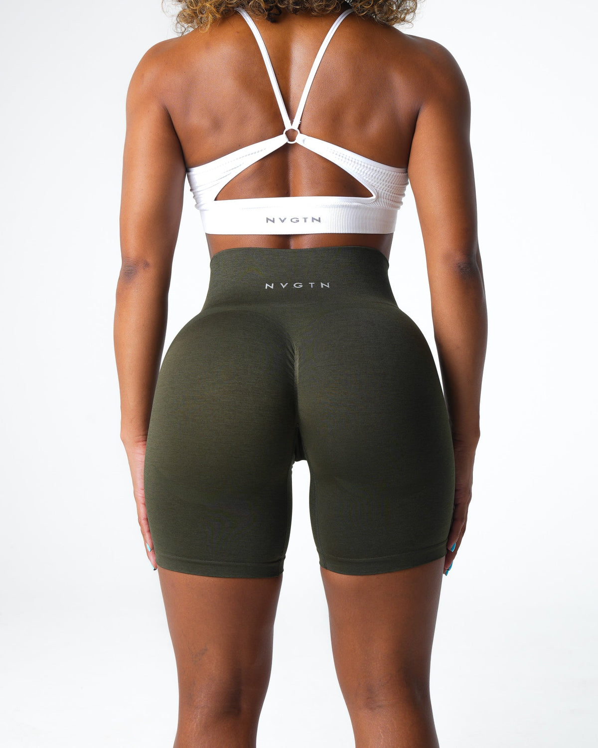 Women Olive Contour 2.0 Seamless Shorts | NVGTN