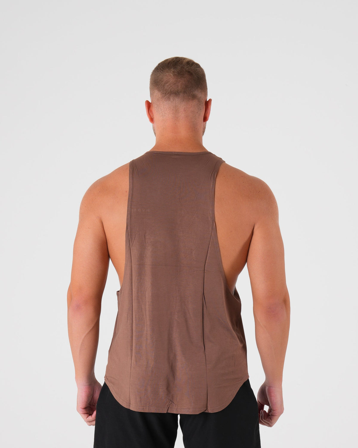 Men Mocha Tech Edge Tank | NVGTN