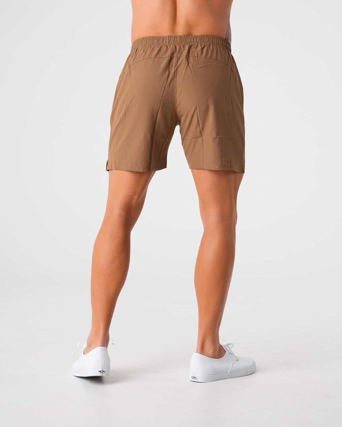 Men Mocha Flex Shorts | NVGTN