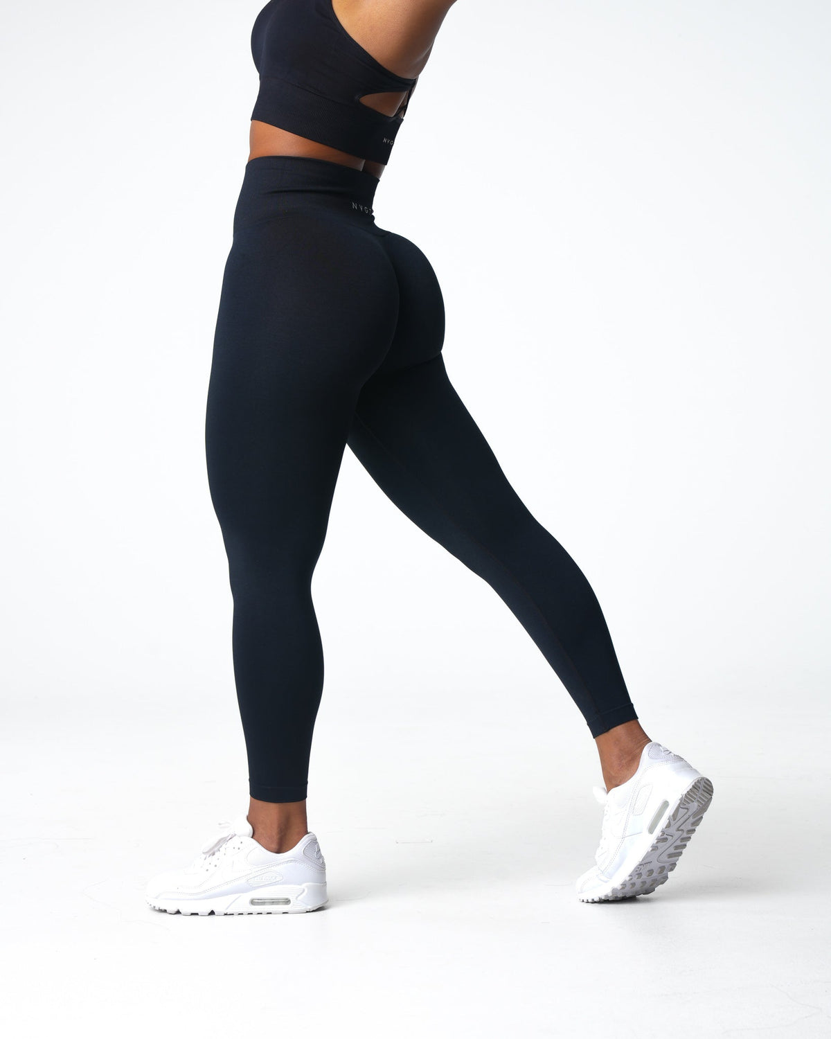 Women Black Shape Seamless Leggings | NVGTN