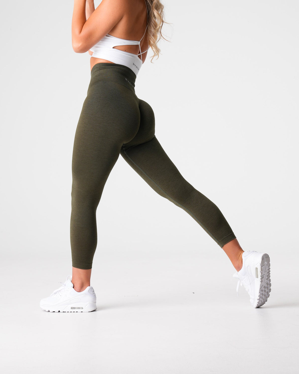 Women Olive Shape Seamless Leggings | NVGTN