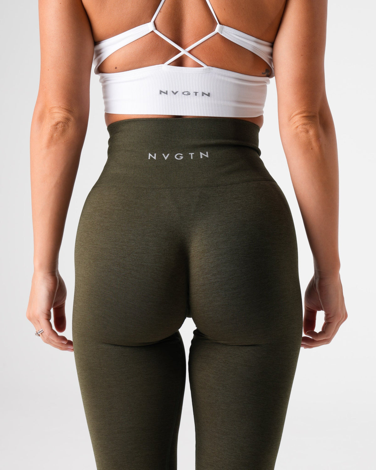 Women Olive Shape Seamless Leggings | NVGTN