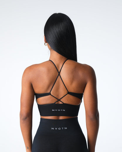 Women Black Embrace Seamless Bra | NVGTN