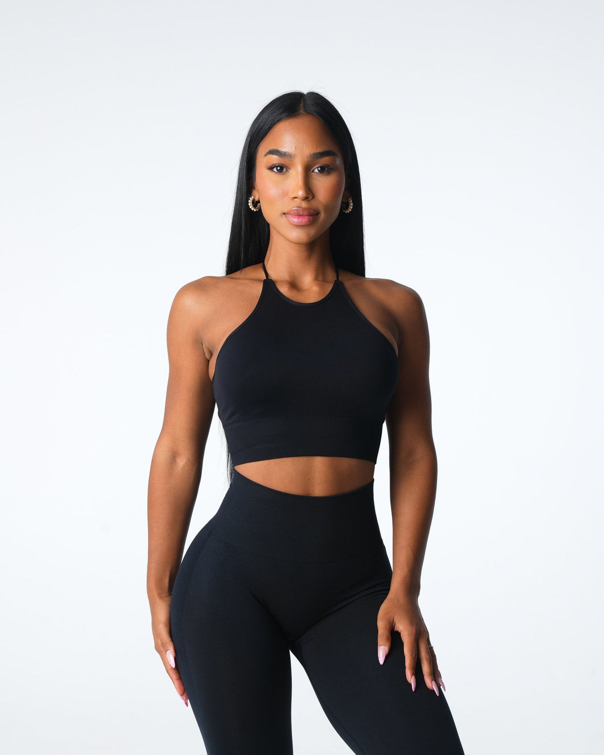 Women Black Embrace Seamless Bra | NVGTN