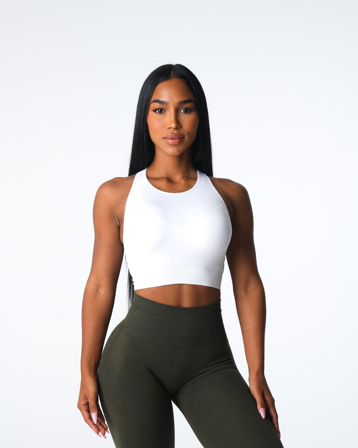 Women White Resilience Seamless Bra | NVGTN