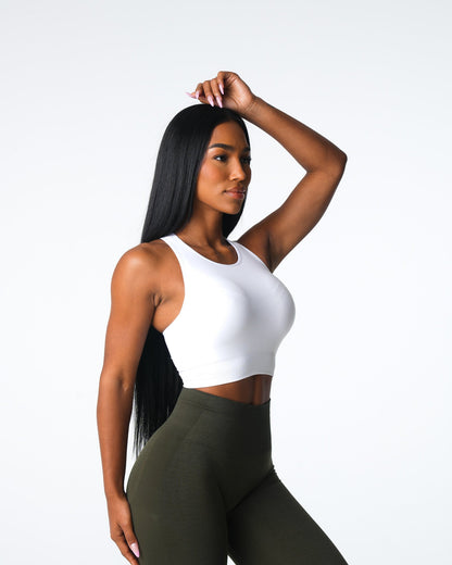 Women White Resilience Seamless Bra | NVGTN