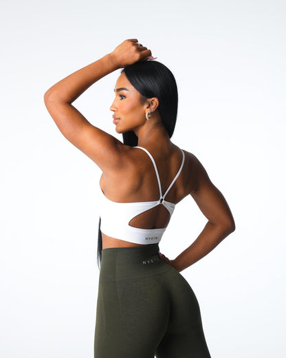 Women White Glimpse Ribbed Seamless Bra | NVGTN