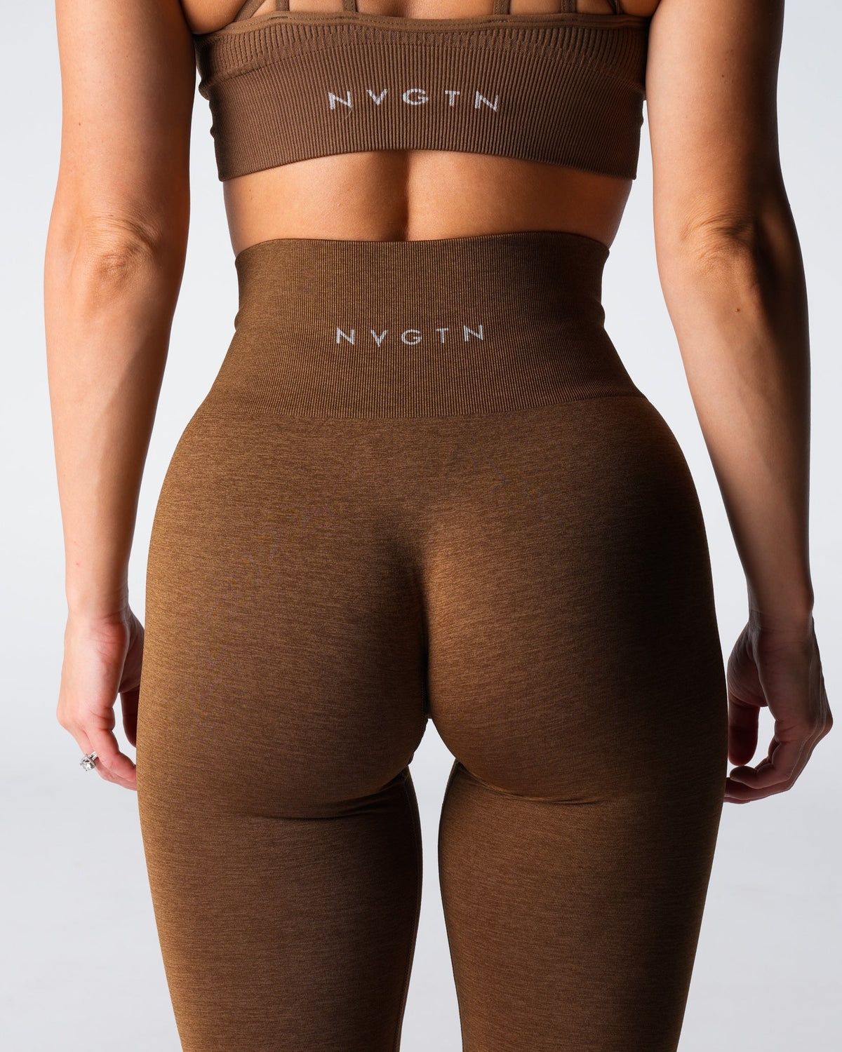Women Mocha Shape Seamless Leggings | NVGTN