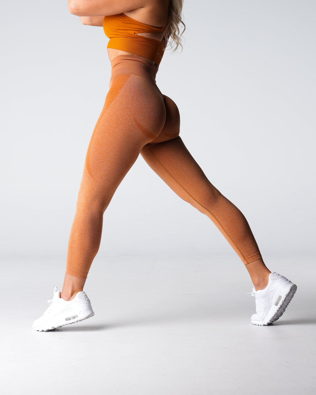 Women Terracotta Contour Seamless Leggings | NVGTN