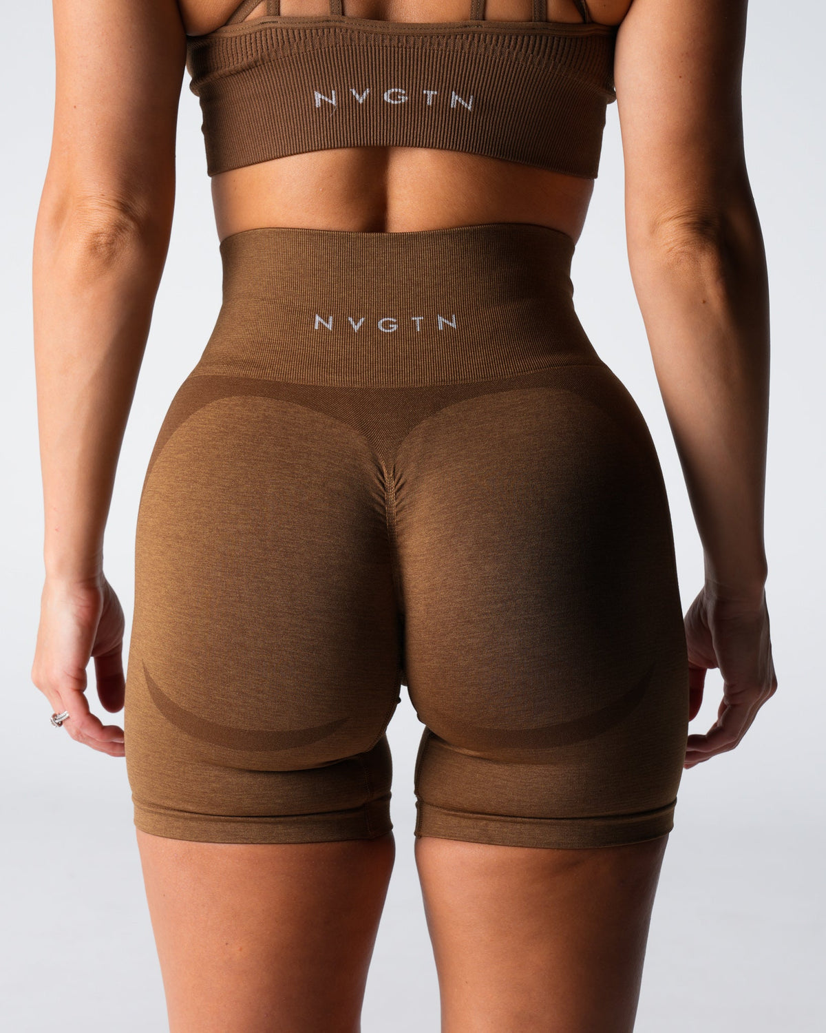 Women Mocha Contour 2.0 Seamless Shorts | NVGTN