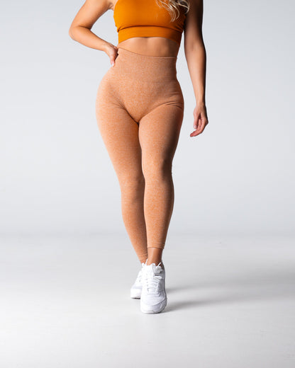 Women Terracotta Scrunch Seamless Leggings | NVGTN