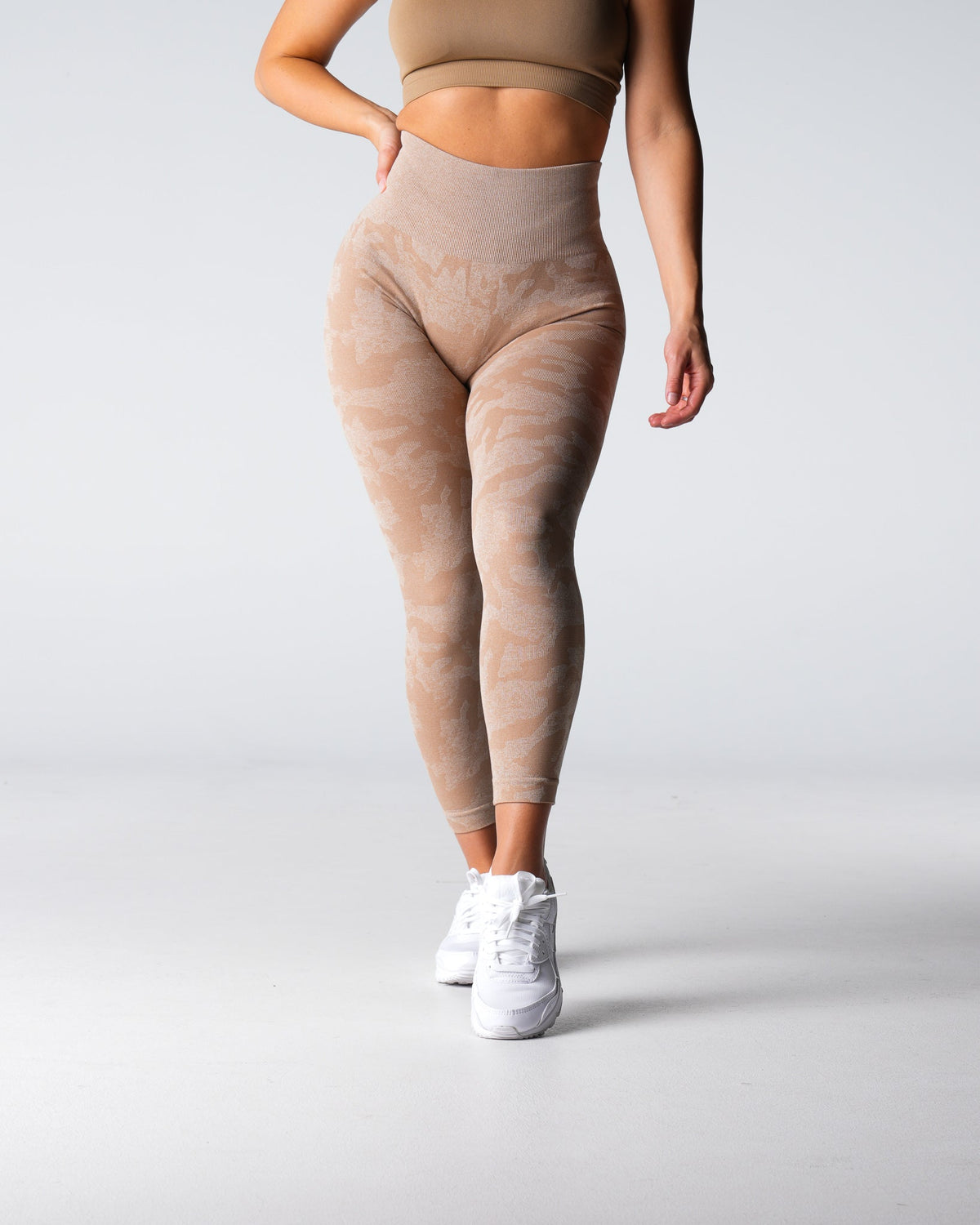 Women Beige Camo Seamless Leggings | NVGTN