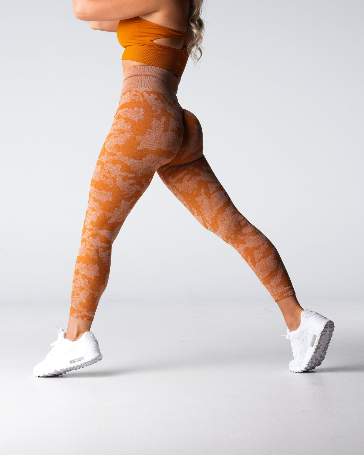 Women Terracotta Camo Seamless Leggings | NVGTN