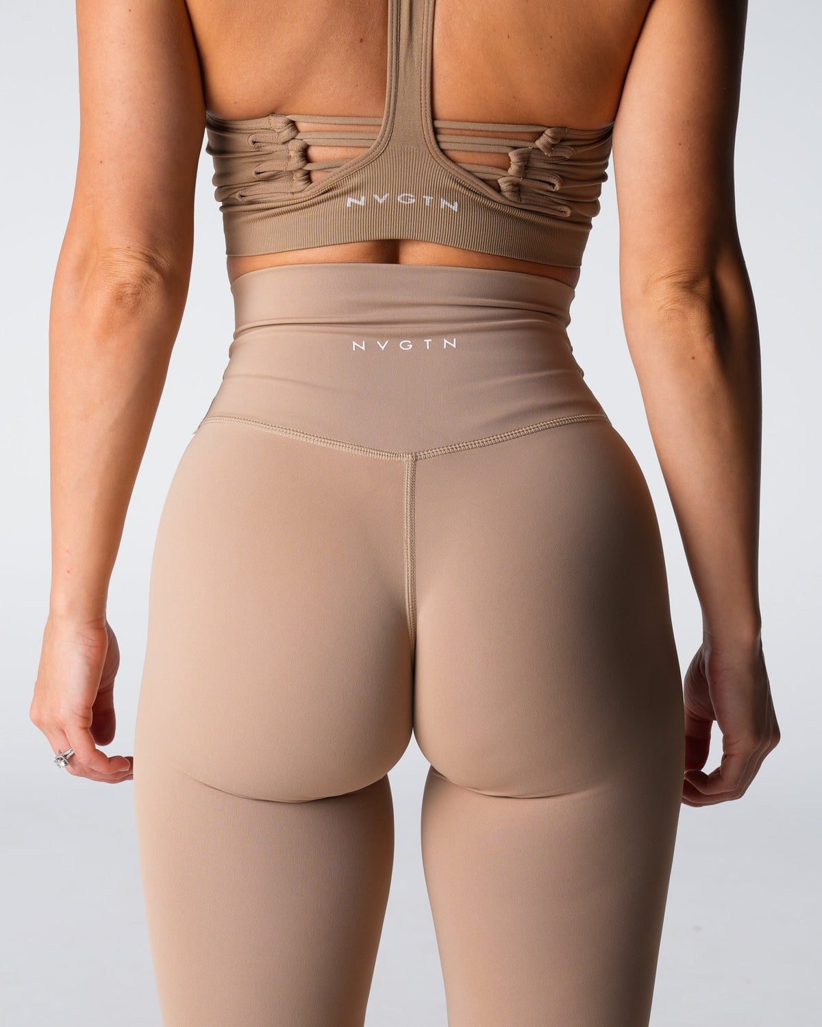Women Beige Signature 2.0 Leggings | NVGTN