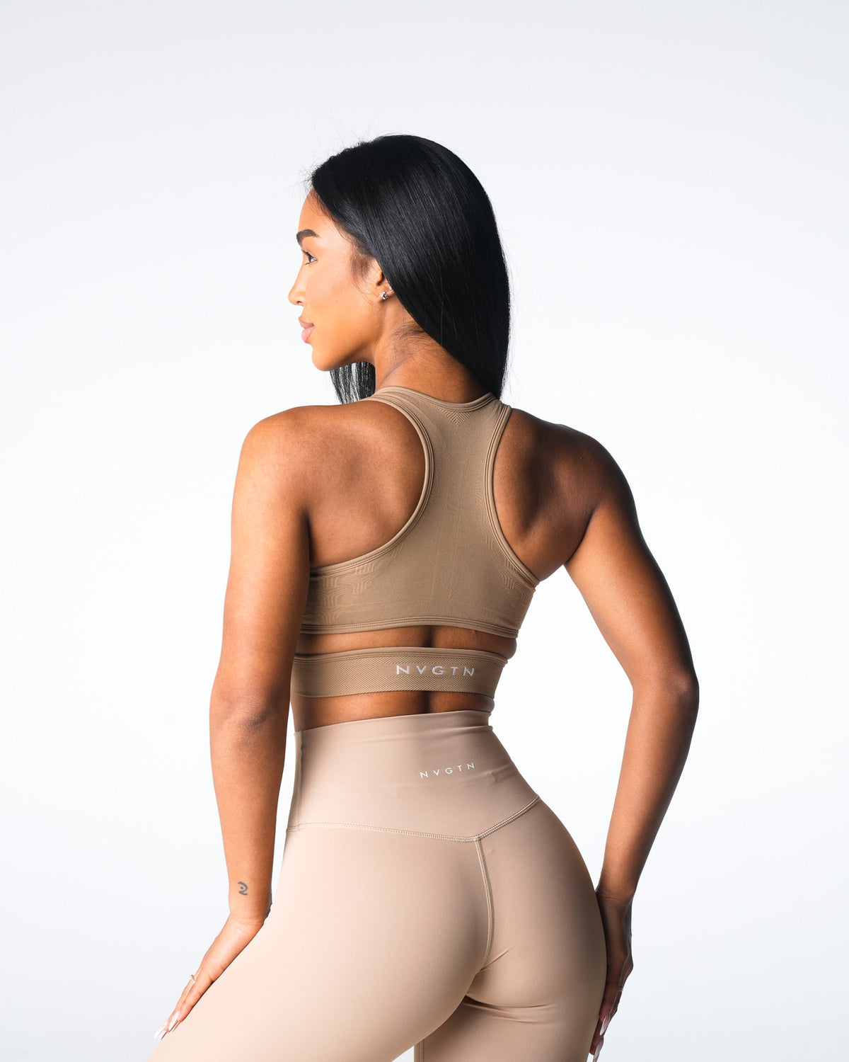 Women Beige Rise Seamless Bra | NVGTN