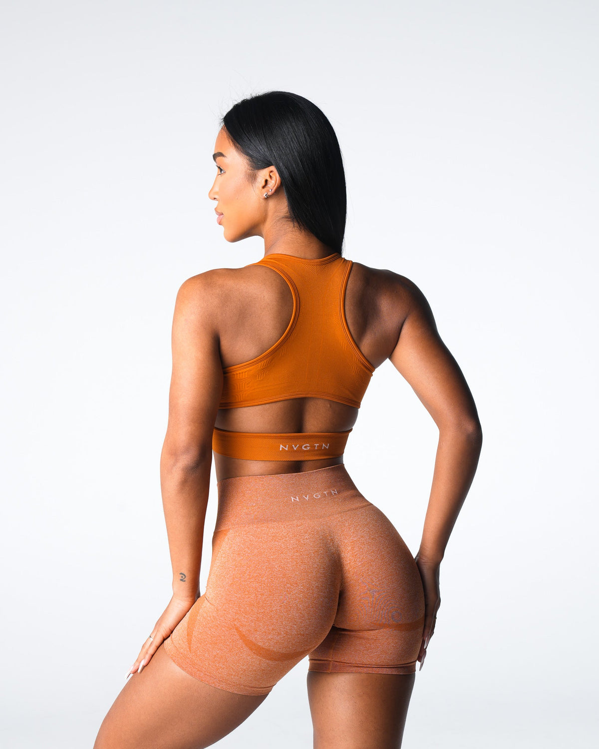 Women Terracotta Rise Seamless Bra | NVGTN
