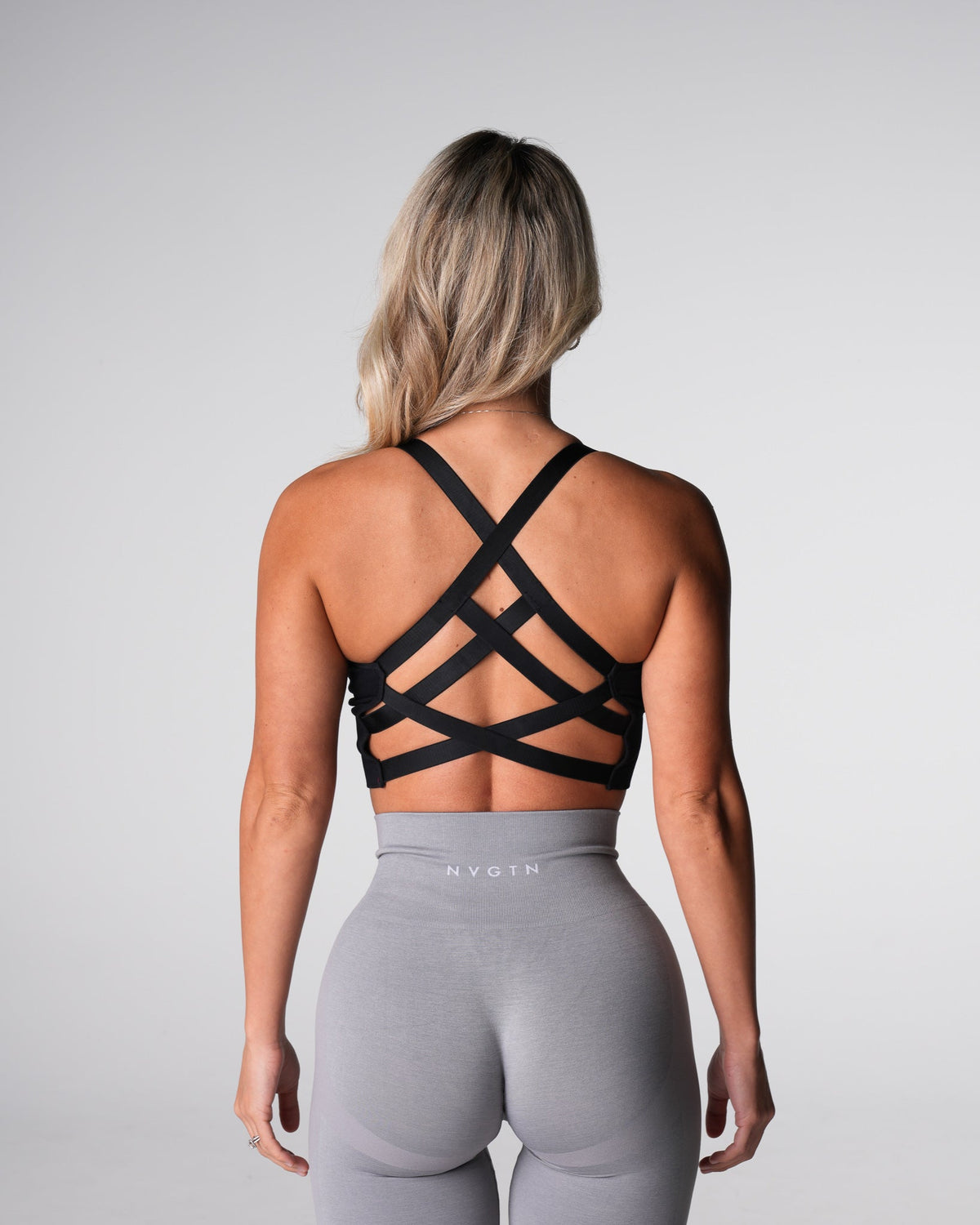 Women Black Enchant Seamless Bra | NVGTN