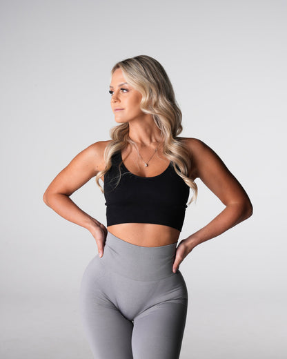Women Black Enchant Seamless Bra | NVGTN