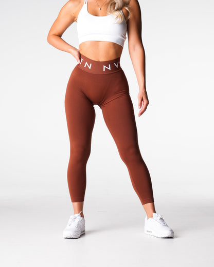 Women Chocolate Sport Seamless Leggings | NVGTN