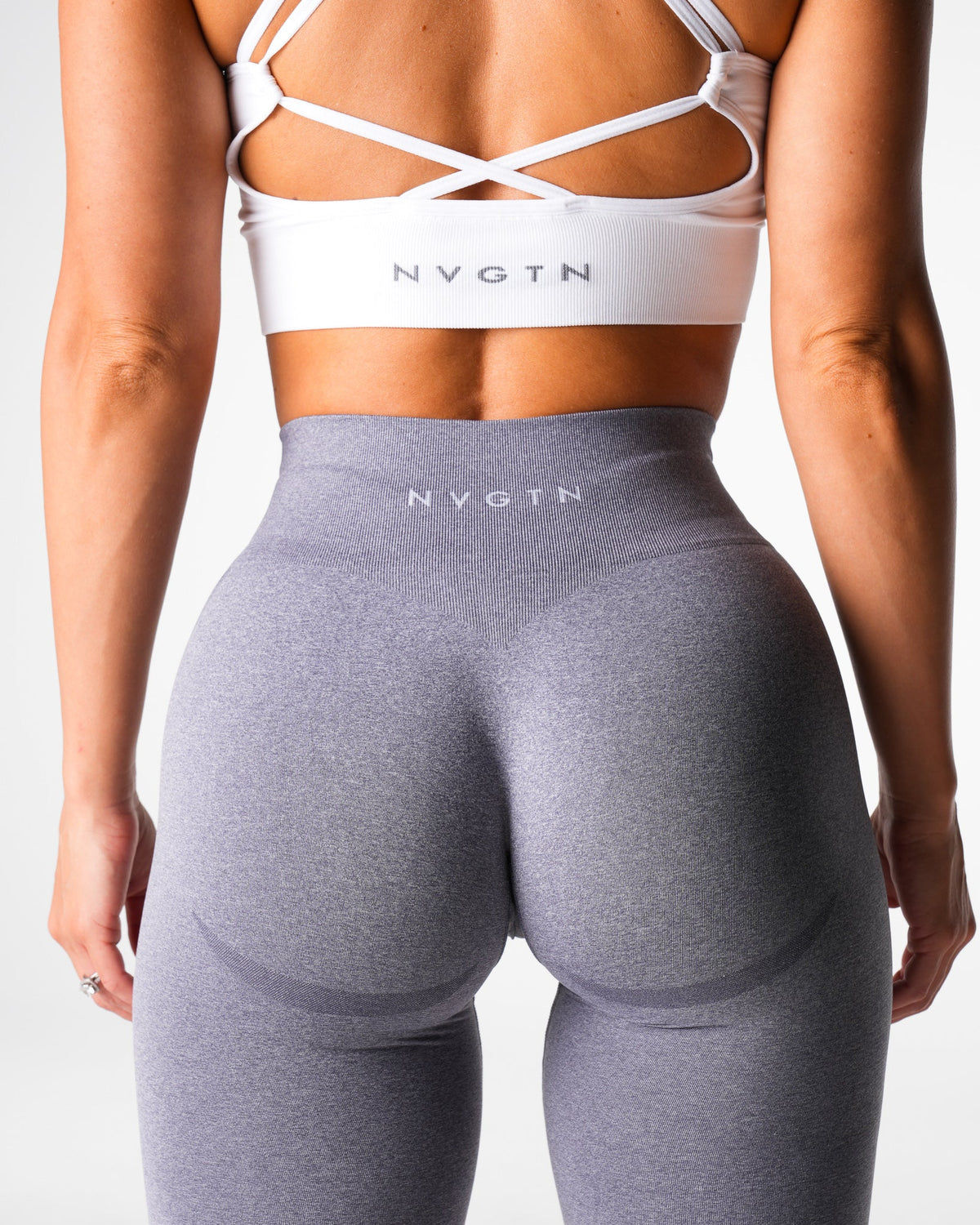 Women Grey Mid Rise Contour Seamless Leggings | NVGTN