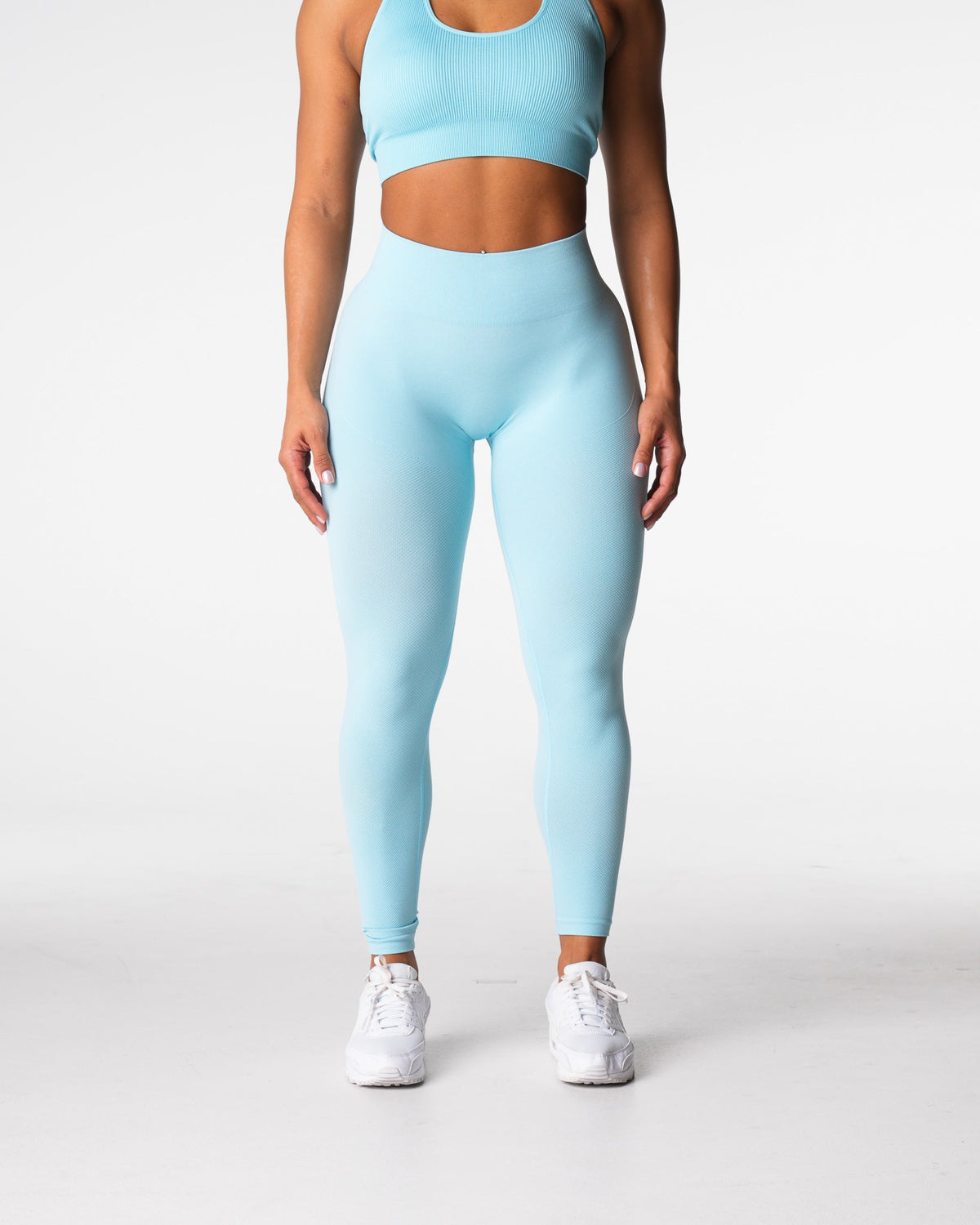 Women Pastel Blue Lift Seamless Leggings | NVGTN